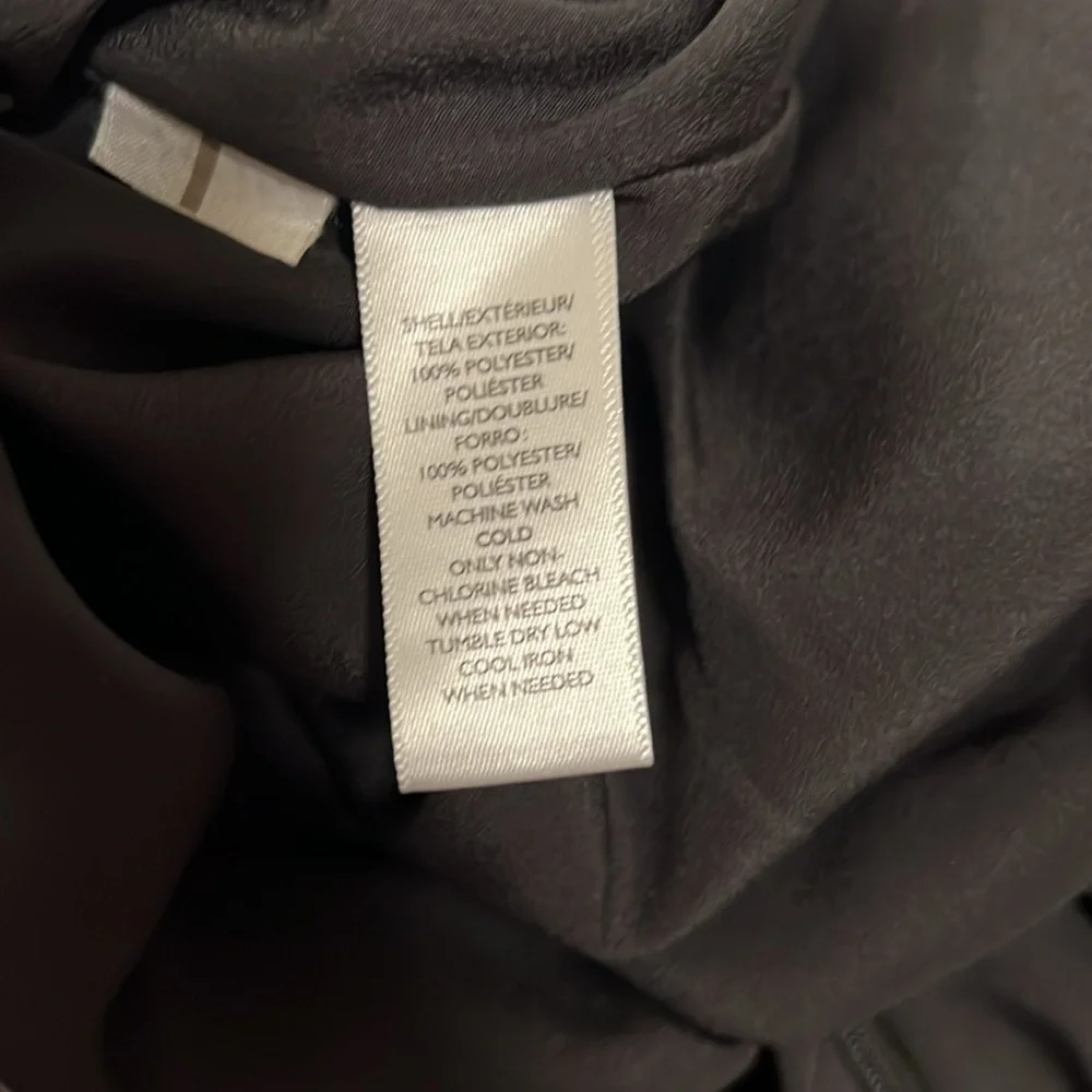 LOFT ruffled skirt - size 8